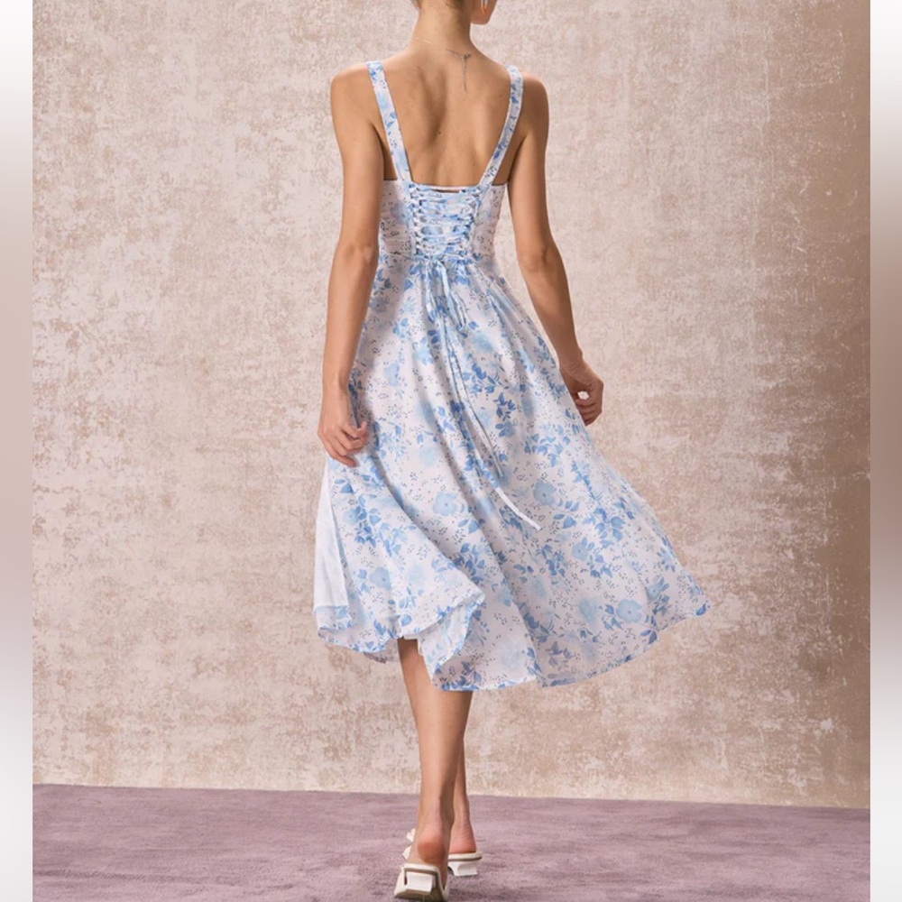 Rihoas Blue Square Neck Floral Ruched Midi Dress - Picture 5 of 11